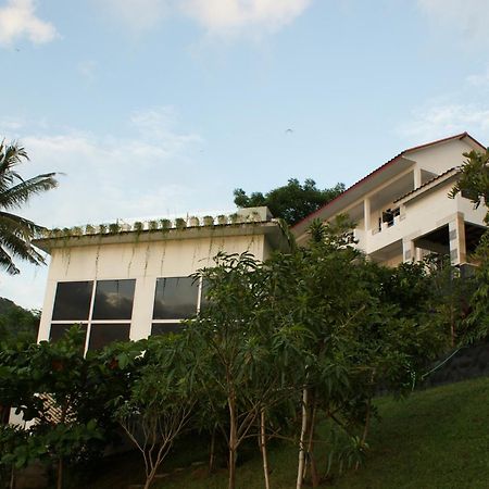 Villa Buah Senggigi Δωμάτιο φωτογραφία
